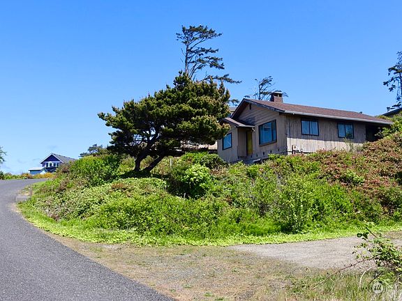 5th image of 31 Diamond Drive