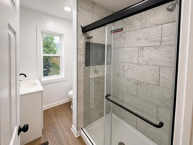 411 Saint Clair Ave #409 — Photo 4