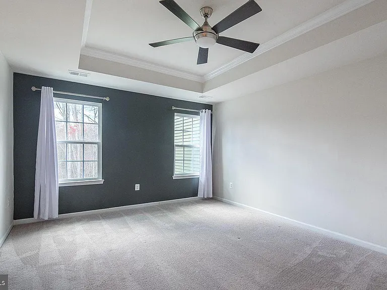 9704 Cedarmass Cir — Photo 5