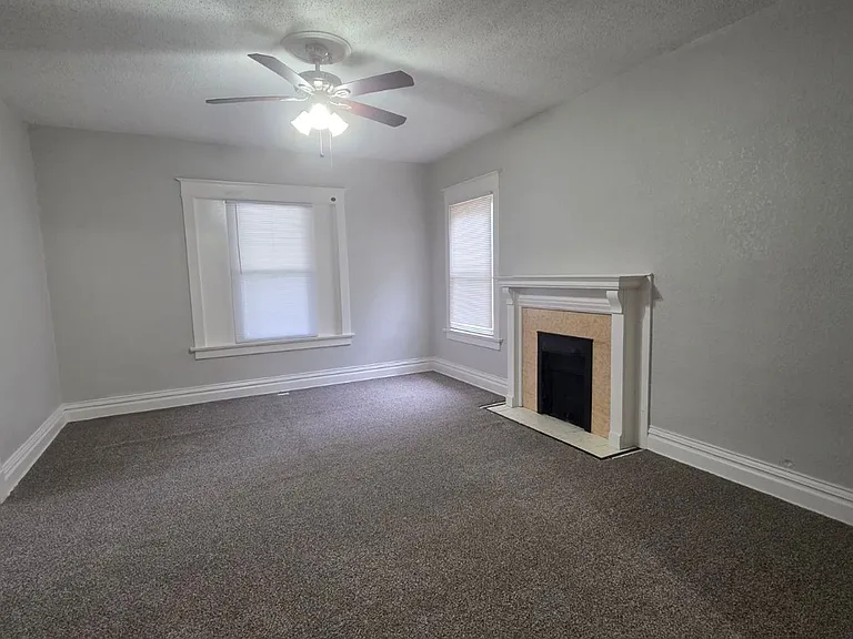 2508 Mersington Ave — Photo 7