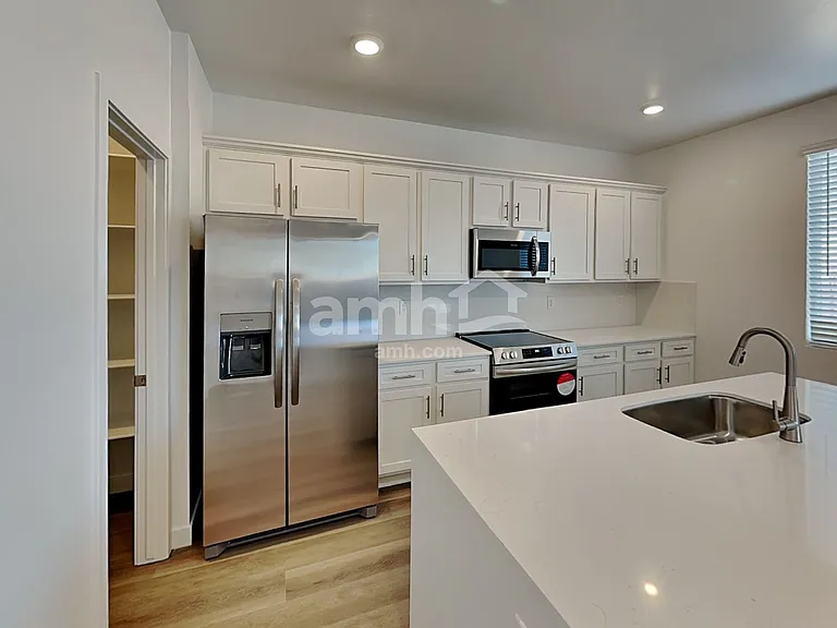 12260 W Misty Draw Ln — Photo 4