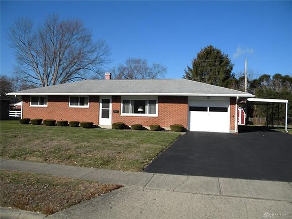 2nd image of 534 Redbud Ln