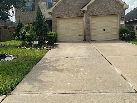 2nd image of 19535 Sundance Edge Ct