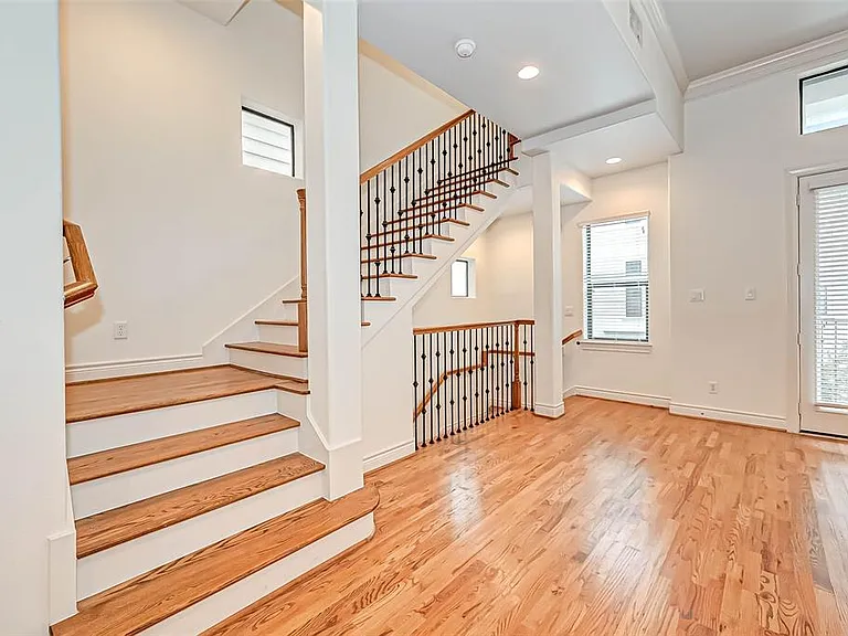 2nd to 3rd floor stairs.