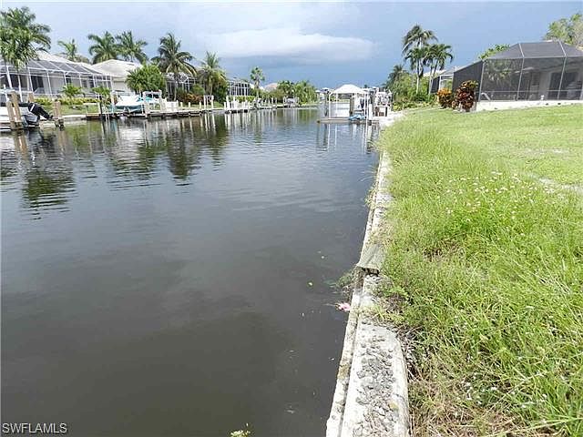 1st image of 144 Leeward Ct