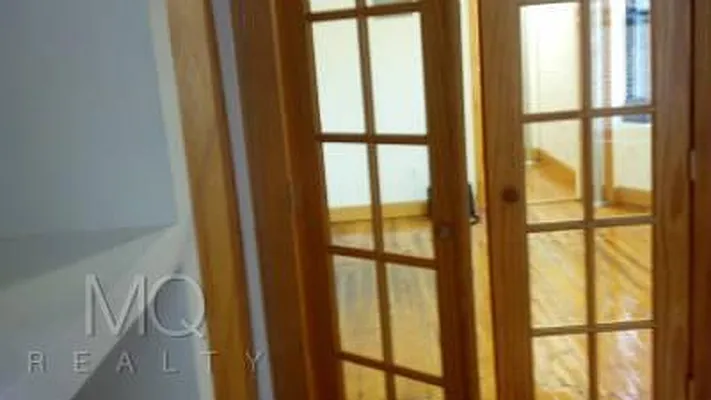 Rented by MQ Realty LLC | media 11