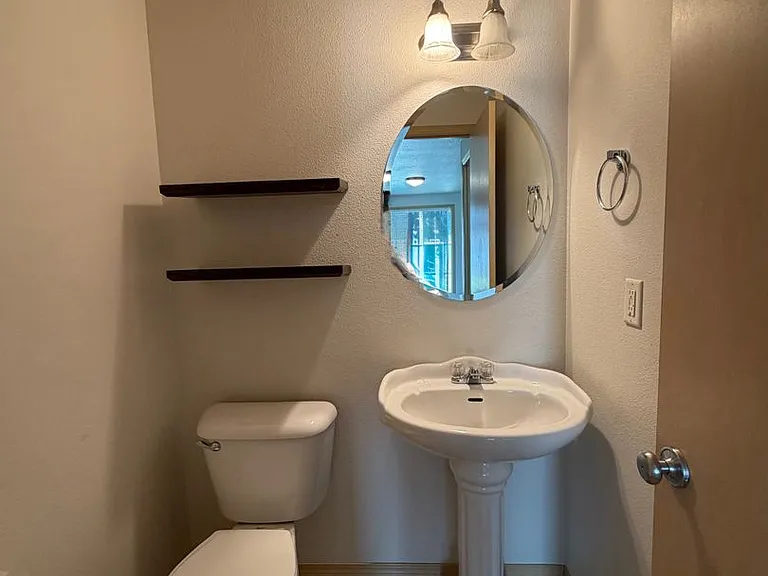 4003 Messara Ln — Photo 11