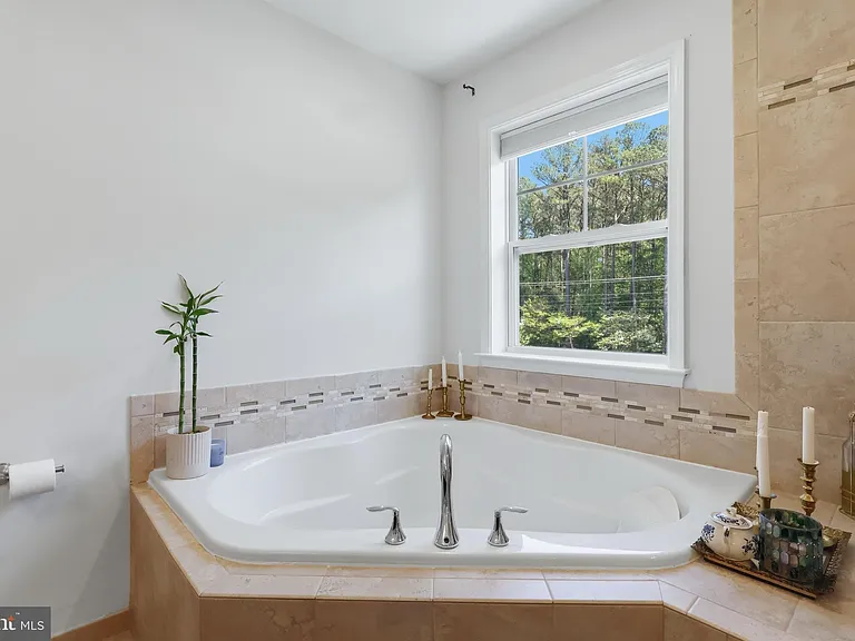 20724 Hilton Run Ct — Photo 24