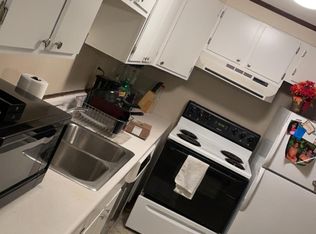 300 New River Rd APT 104, Manville, RI 02838