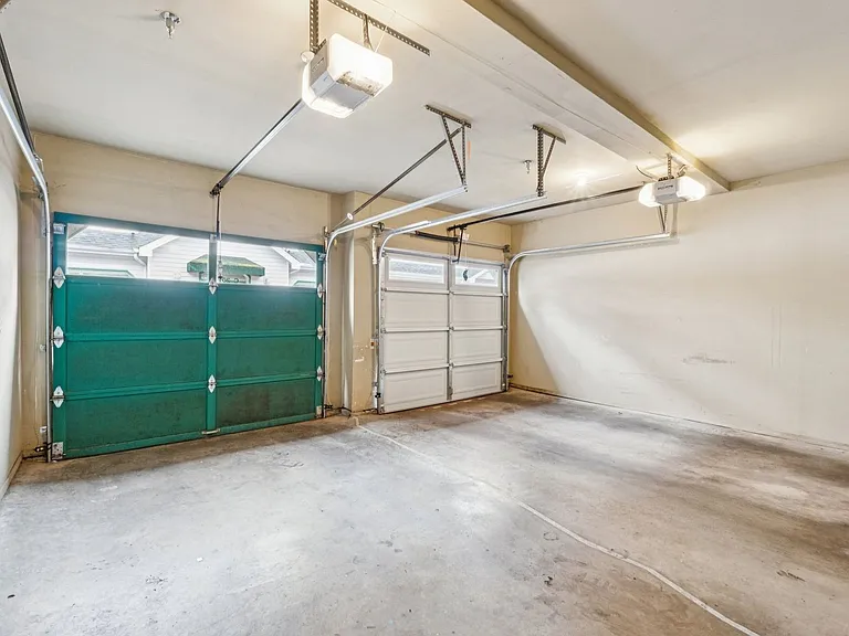 16219 Northup Way #C201 — Photo 36