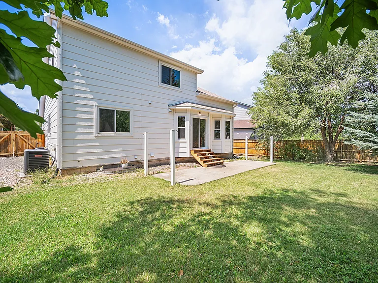 5855 Northwind Dr — Photo 34