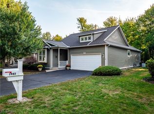 1983 Buckingham Dr, Avon, OH 44011