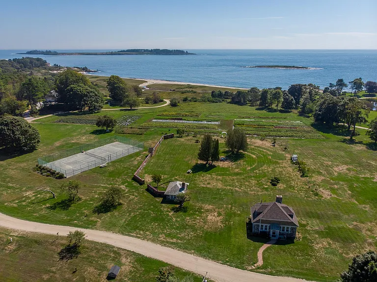 9 Ram Island Farm Rd — Photo 1