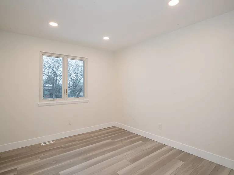 2308 S Lima St — Photo 11
