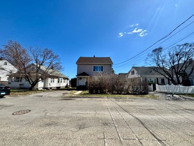 79 Noble Street, Stamford, CT, 06902