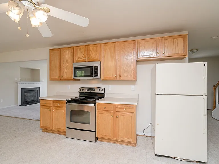 2916 Greenway Ave — Photo 12