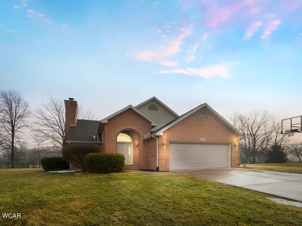 1558 Chancellor Dr, Lima, OH 45807