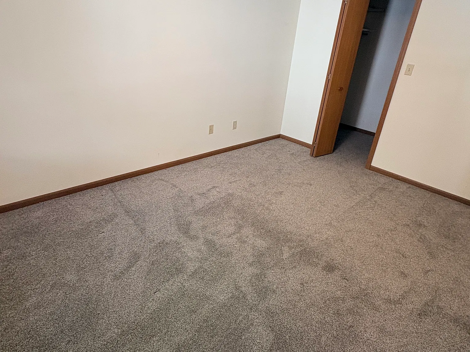 2 bed, 840 sqft, $925 — Photo 4
