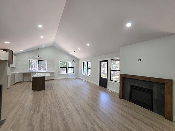 5th image of 8240 2nd Ave