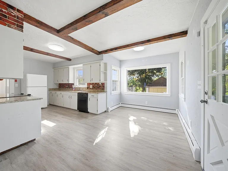 7 Wilson Ave — Photo 19