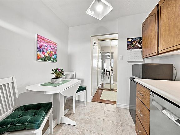 5th image of 2055 Upper Middle Rd #1507