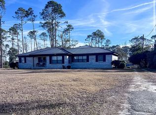 904 Chester Ave N, Douglas, GA 31533