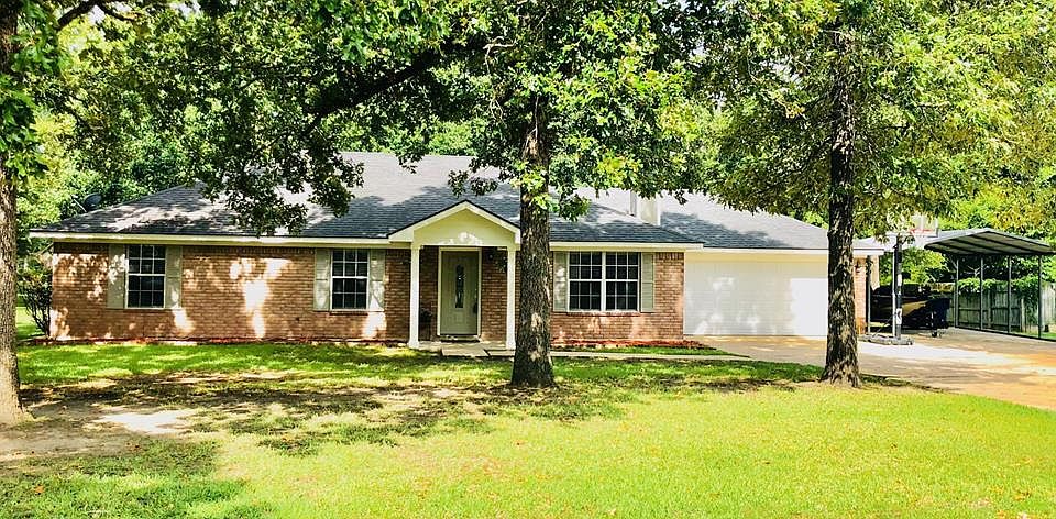 1st image of 717 Edgewood Cir