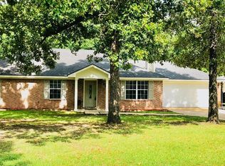 717 Edgewood Cir, Lufkin, TX 75904