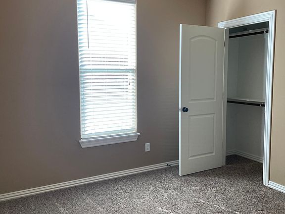 4th image of 364 Jtl Pkwy E