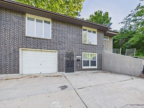 7156 Woodson Rd Photo 1