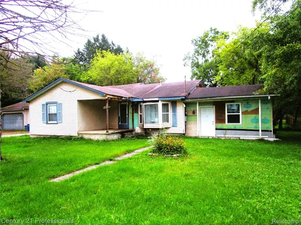 6054 Rich St, Davison, MI 48423