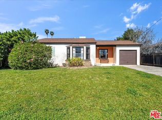 13621 Addison St, Sherman Oaks, CA 91423