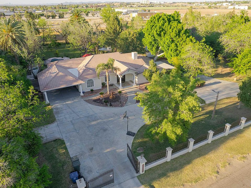 2470 W Country Ln, Yuma, AZ 85365 | MLS #20261656 | Zillow