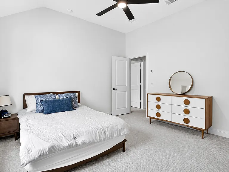 4010 Zina Ln — Photo 29