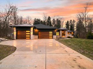 4339 River Glen Dr, Okemos, MI 48864