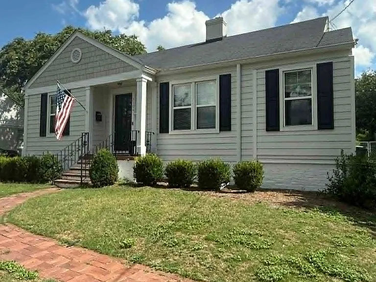 518 3104 Bransford Rd — Photo 1