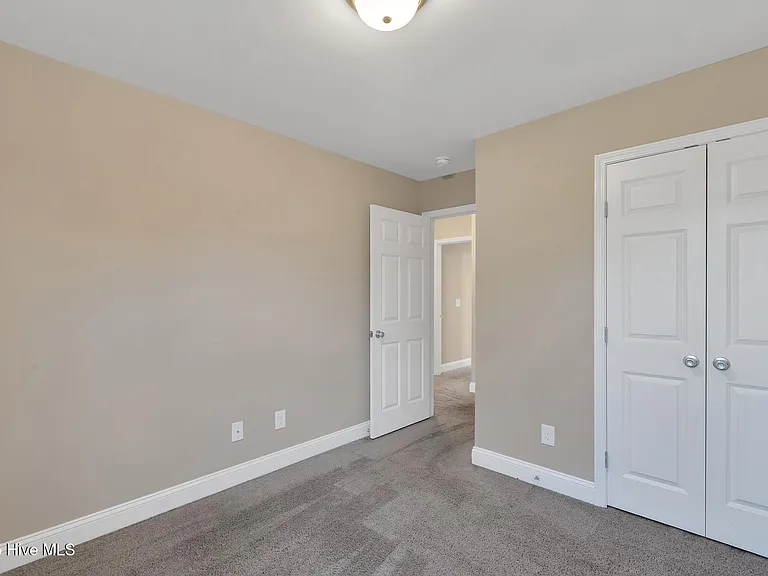 S Stingray Ln — Photo 13