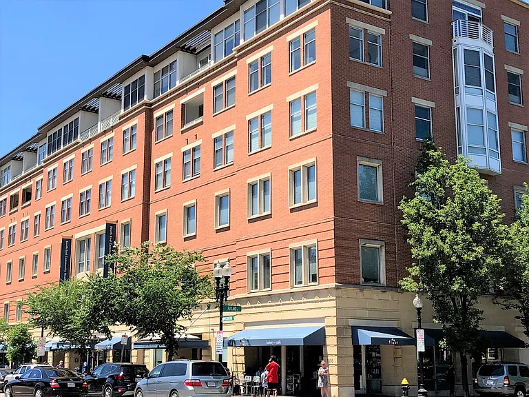 1597 Washington St #400 — Photo 15