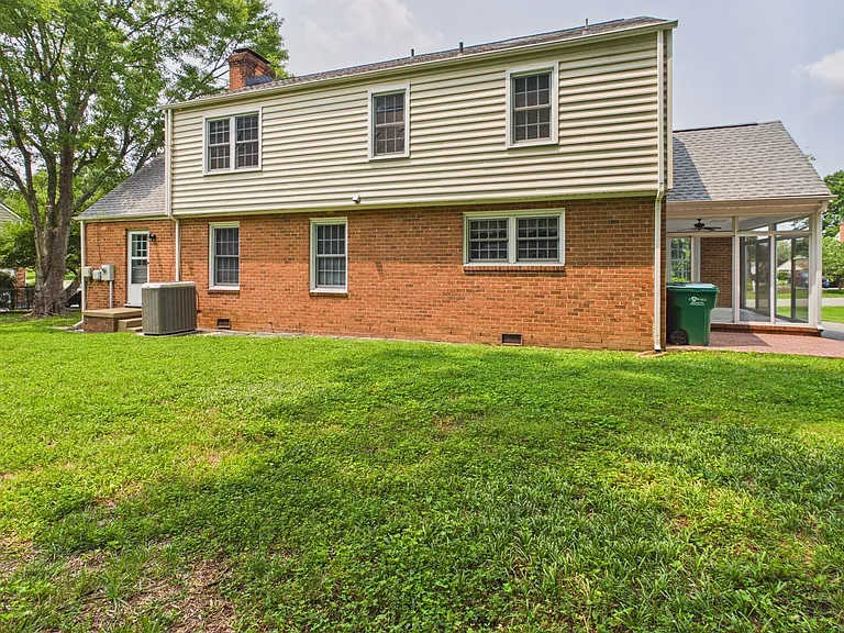 1519 Chauncey Ln — Photo 66