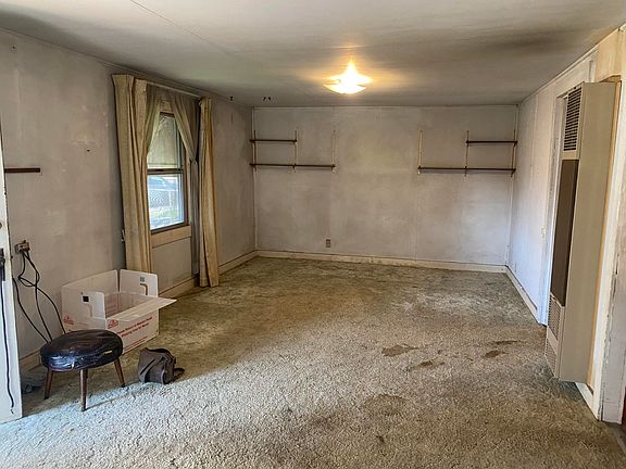 2nd image of 346 S Rose Avenue