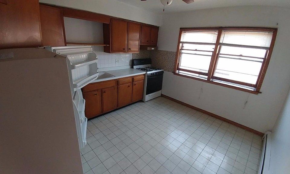 1st image of 5236 W Diversey Ave APT 1S