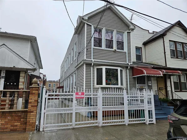 85-17 101st Street, Richmond Hill North, NY 11418