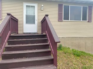 103 Abens Ave #103, Henry, IL 61537
