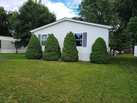 3rd image of 3651 Juniper St