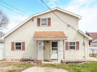 112 Apple Ct, Creve Coeur, IL