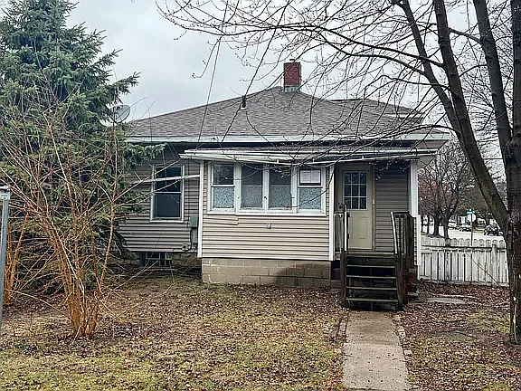 4 bed, 1350 sqft, $1,845 — Photo 4