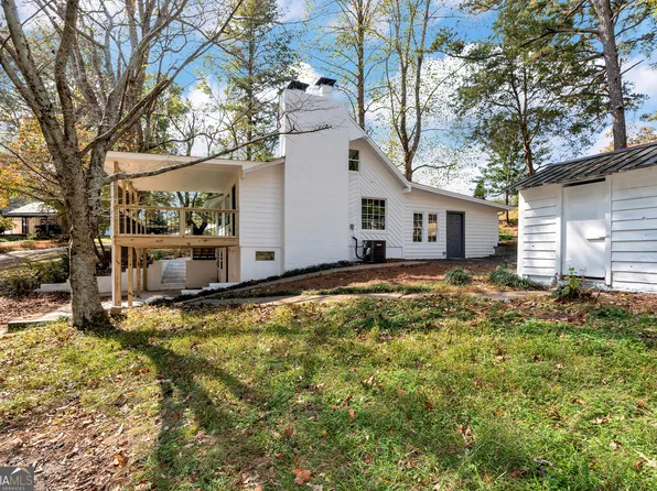 75 Lake Dr, Dawsonville, GA 30534