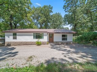 2031 Tarkington St, Tahlequah, OK 74464