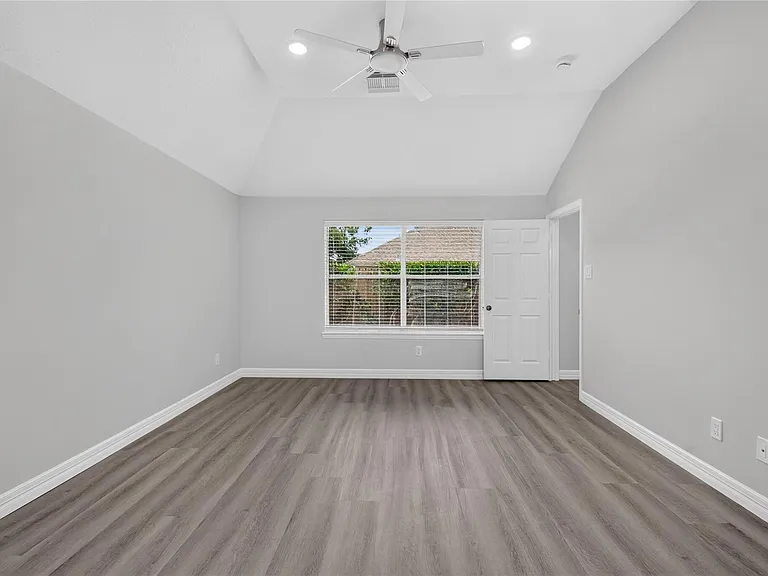 6706 Paigetree Ln — Photo 31