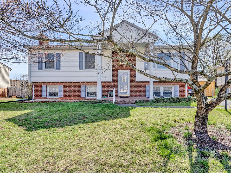 751 Finney Dr, Vinton, VA 24179 Zillow